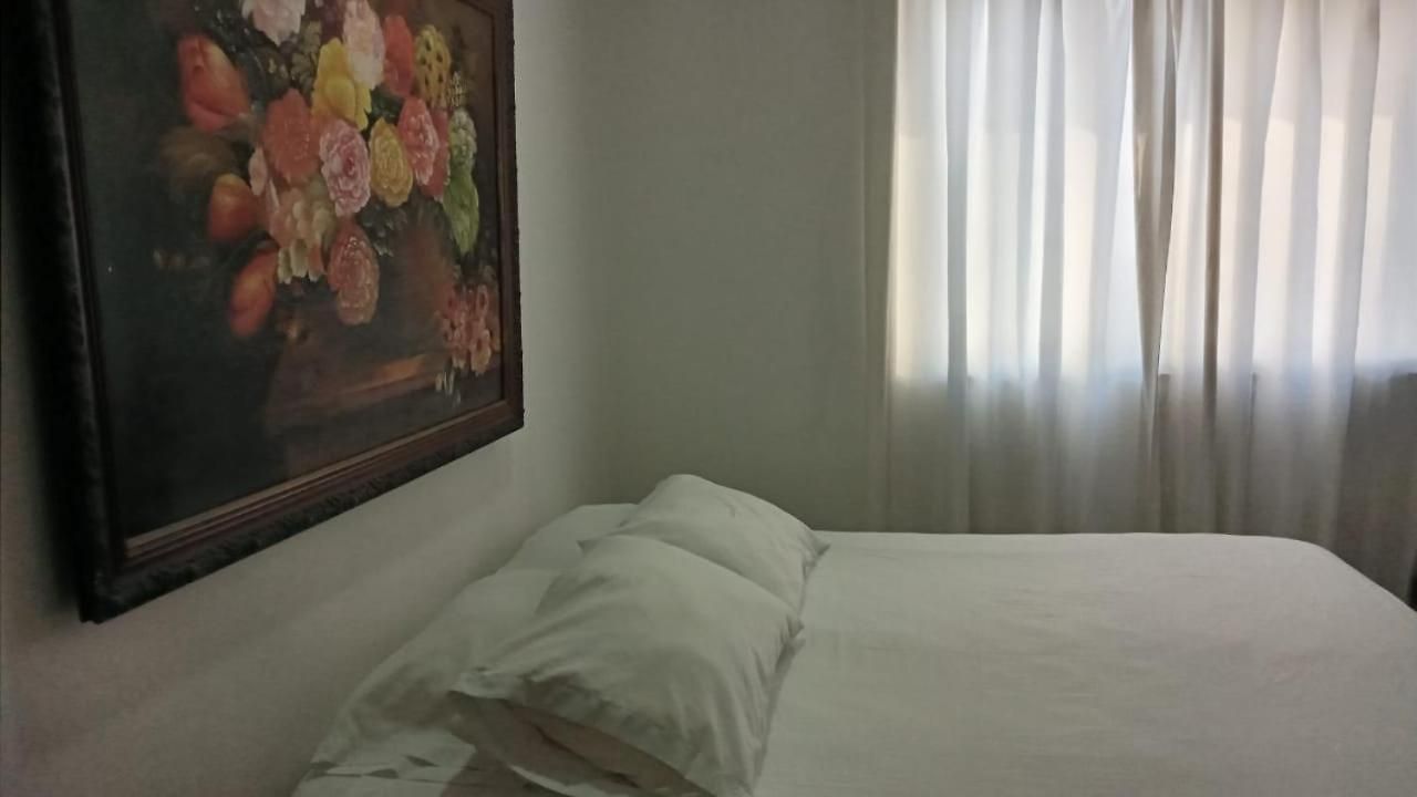 Apartamento Vista Al Mar En Edificio Mar Adentro Bocagrande *